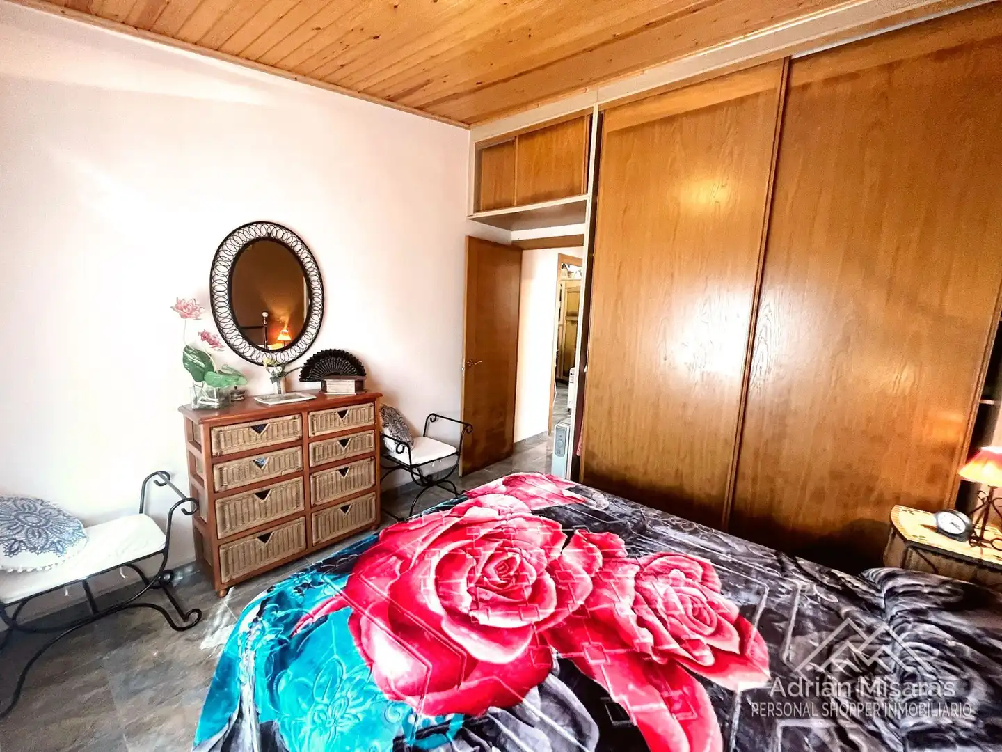 Schlafzimmer von Einfamilien-Reihenhaus zum Verkauf in Deltebre mit Klimaanlage, Heizung und Privatgarten