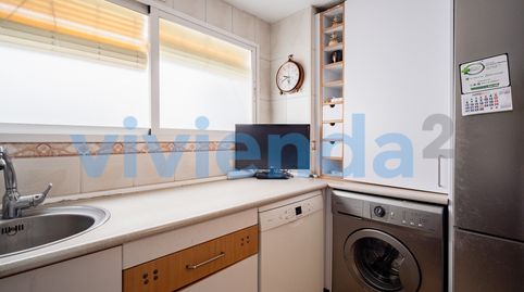 Foto 4 de Piso en venta en Calle de las Islas Cies, Peñagrande, Madrid Capital