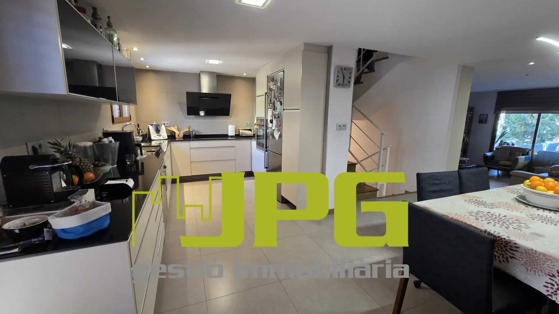 Cocina de Casa adosada en venta en Sant Joan d'Alacant con Aire acondicionado, Calefacción y Jardín privado