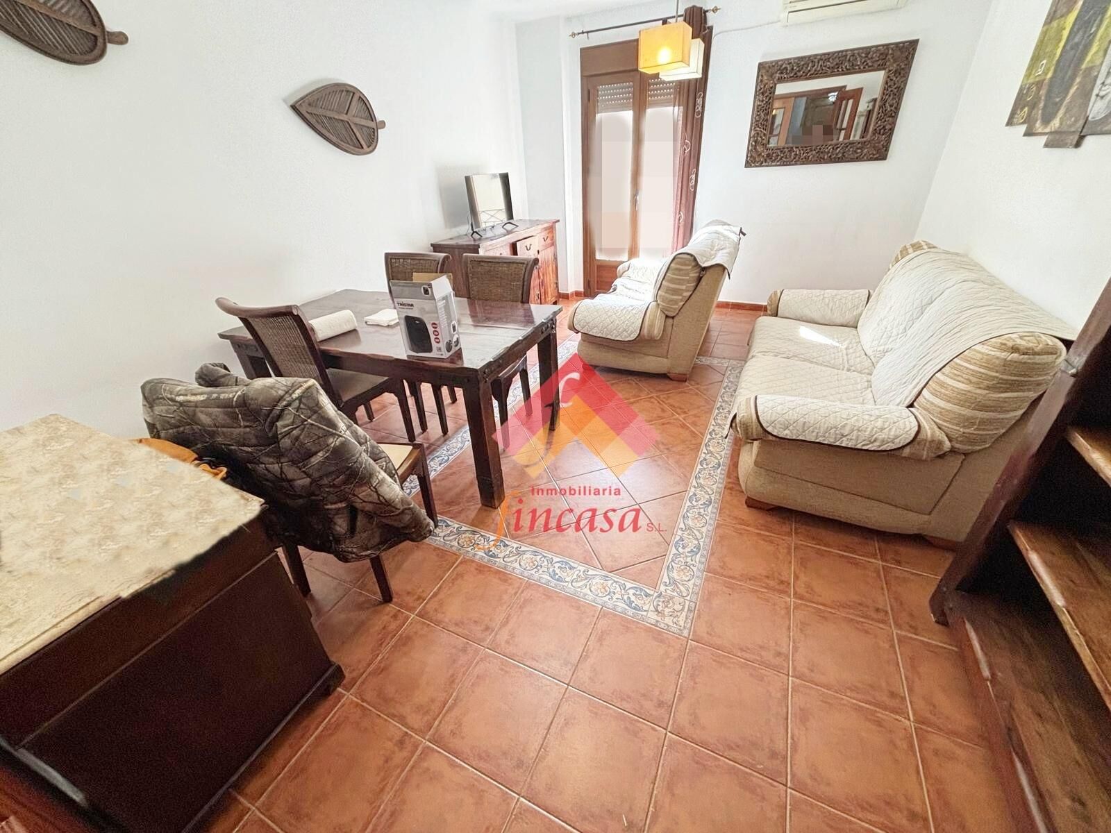 Sala d'estar de Pis en venda en Ronda amb Calefacció i Balcó