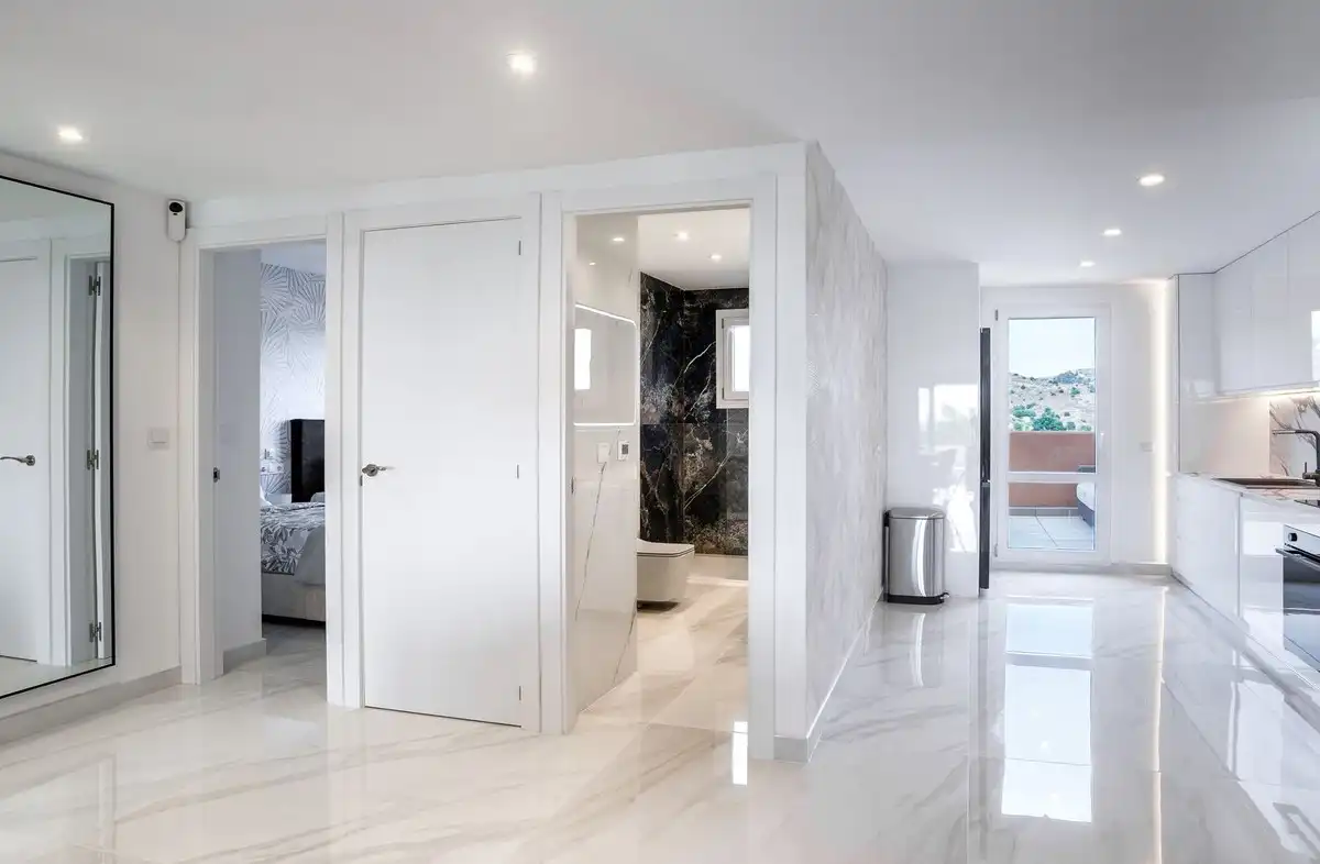 Piso con ascensor en venta en Elviria - Cabopino, imagen 7