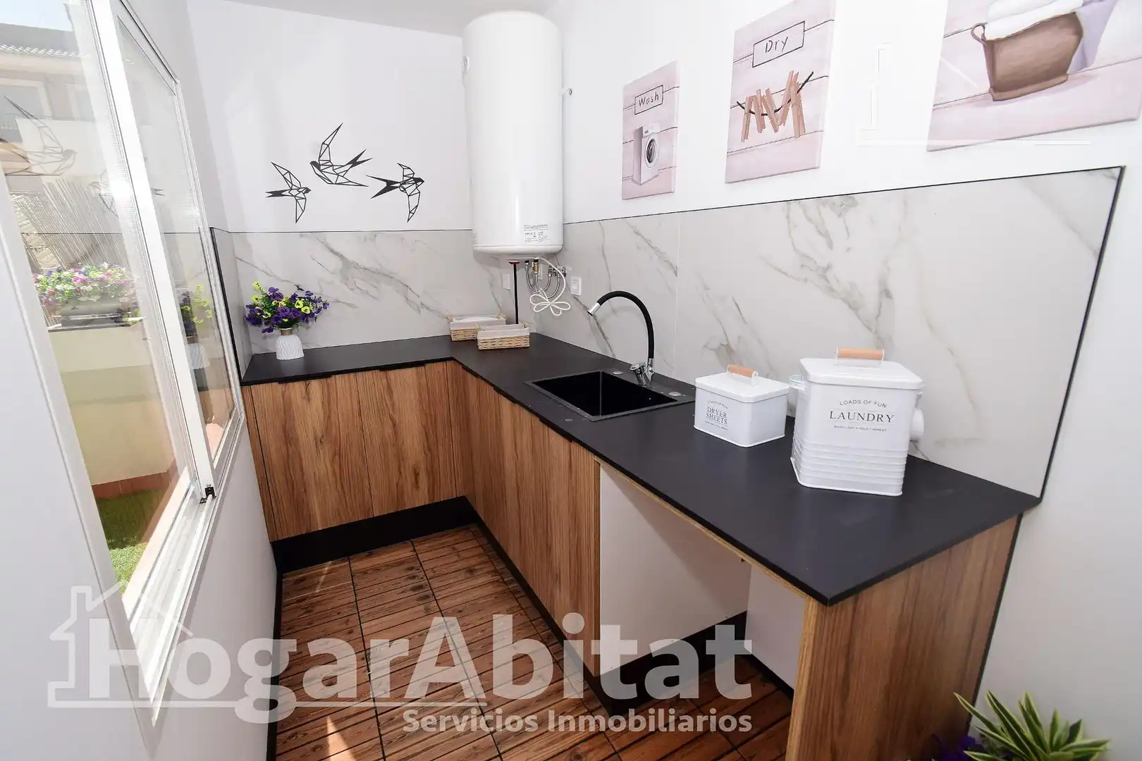 Kitchen of Attic for sale in Picassent  with Parquet flooring, Terrace and Furnished