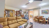Sala d'estar de Àtic en venda en Alicante / Alacant amb Terrassa, Piscina i Piscina comunitària