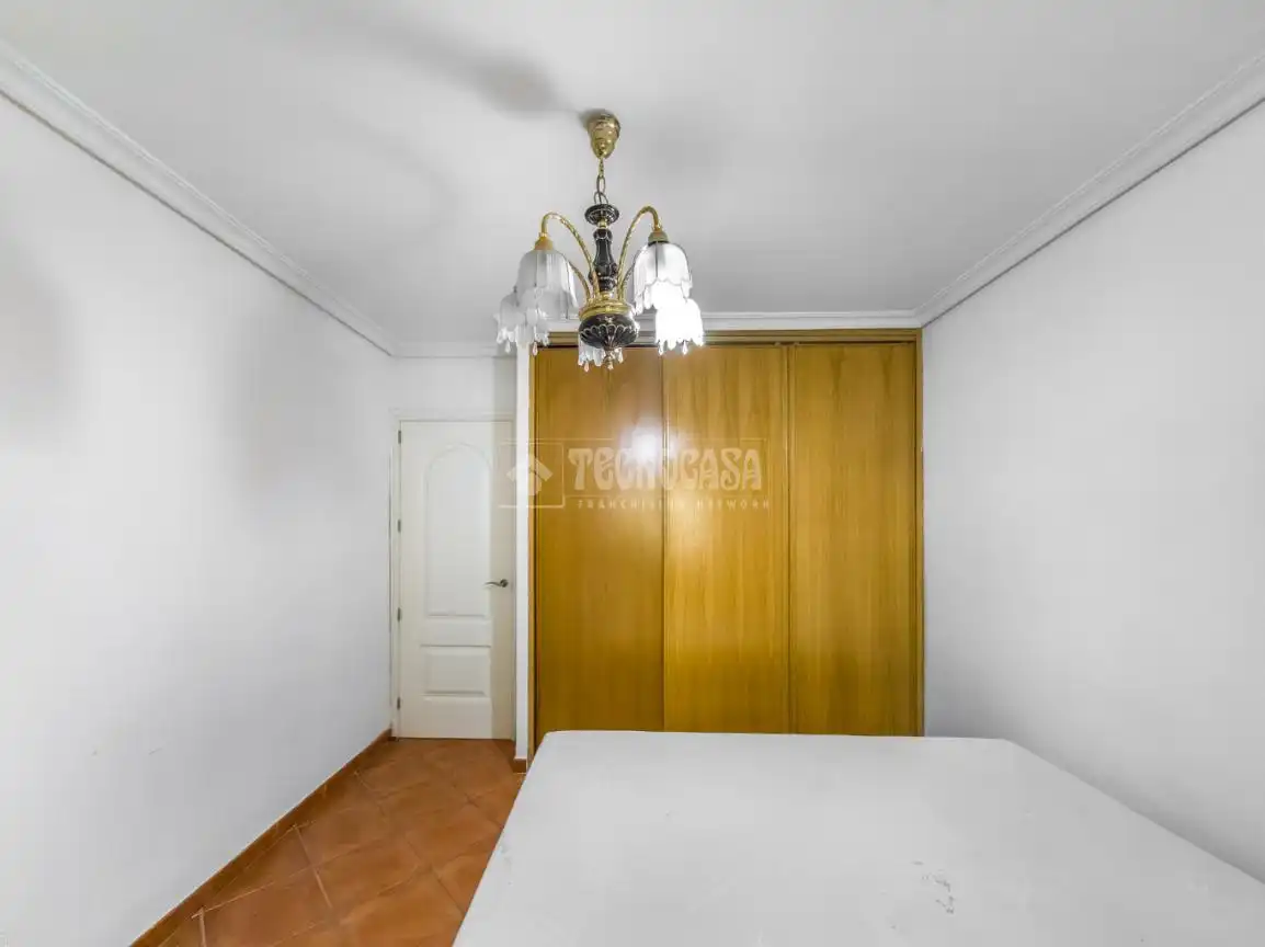 Habitación de Piso en venta en Leganés con Calefacción