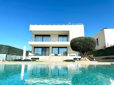 Xalet amb piscina en venda a Montgat