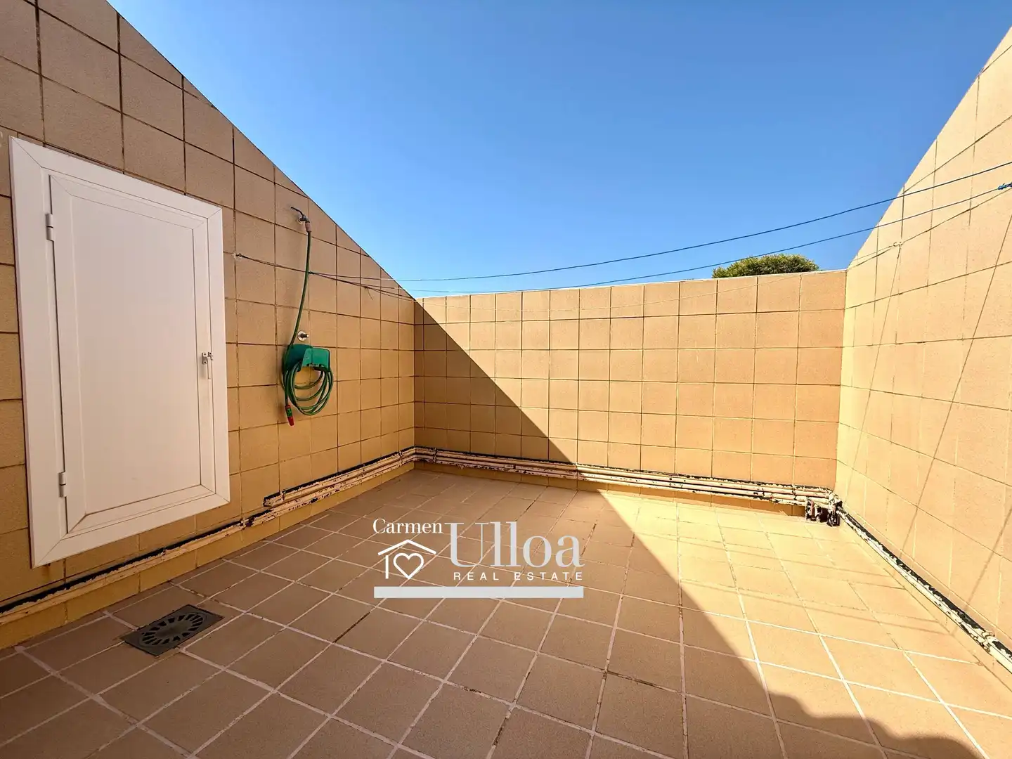 Vista exterior de Casa o chalet en venta en Alicante / Alacant con Aire acondicionado, Jardín privado y Terraza