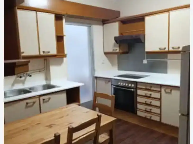 Cocina de Piso para compartir en O Burgo - Campus Universitario