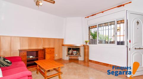 Foto 4 de Casa adosada en venda a Carrer del Teatre, Coma-ruga platja, Tarragona