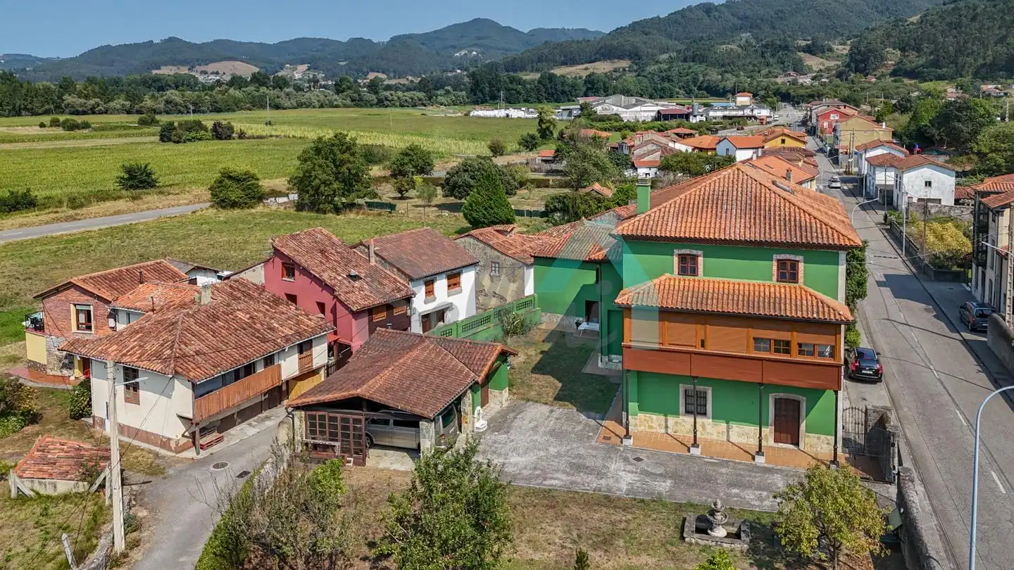 Exterior view of Houses for sale in Pravia  with Heating, Private garden and Parquet flooring