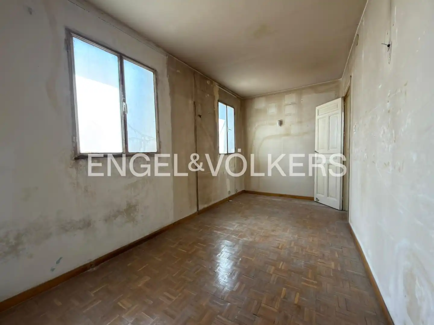 Flat for sale in Madrid  with Heating