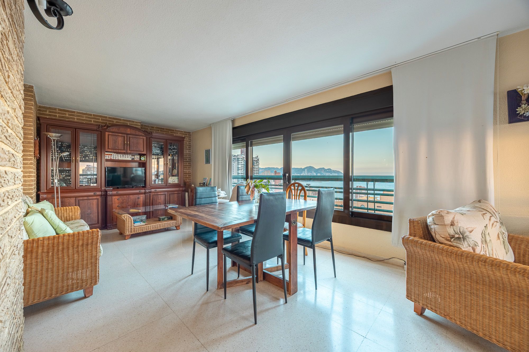 Dining room of Flat for sale in Benidorm  with Storage room, Swimming Pool and Community pool