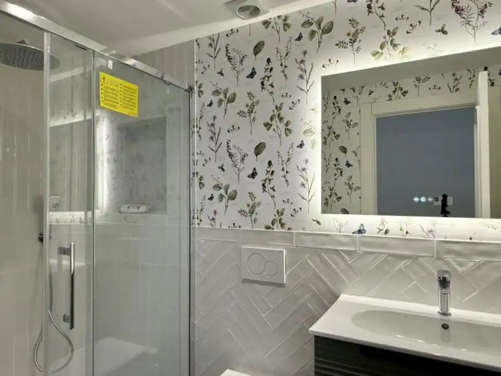 Bathroom of Apartments for sale in Estepona  with Air Conditioner, Terrace and Swimming Pool