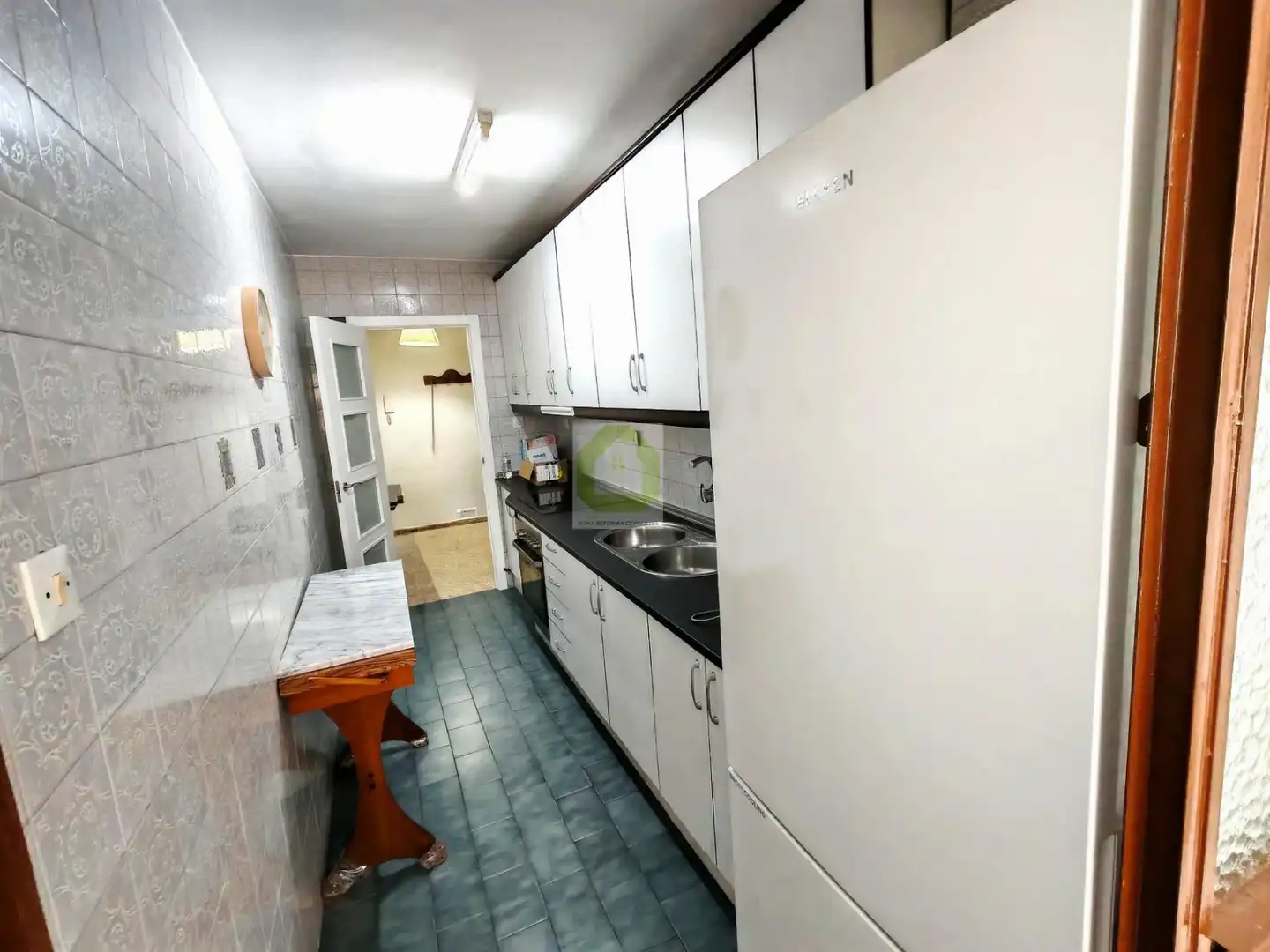 Cocina de Piso para compartir en Granada con Terraza y Amueblado