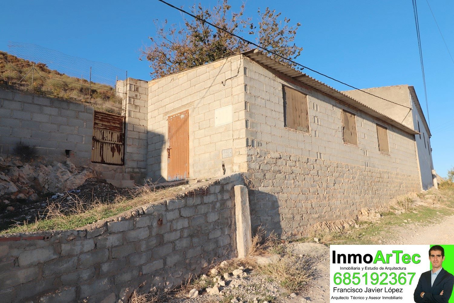Industrial buildings for sale in Illora