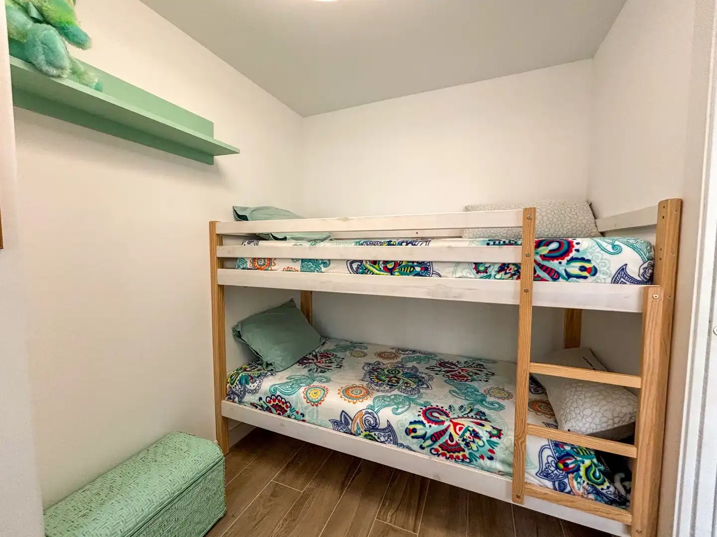 Dormitori de Apartament de lloguer en Torrevieja amb Piscina i Piscina comunitària