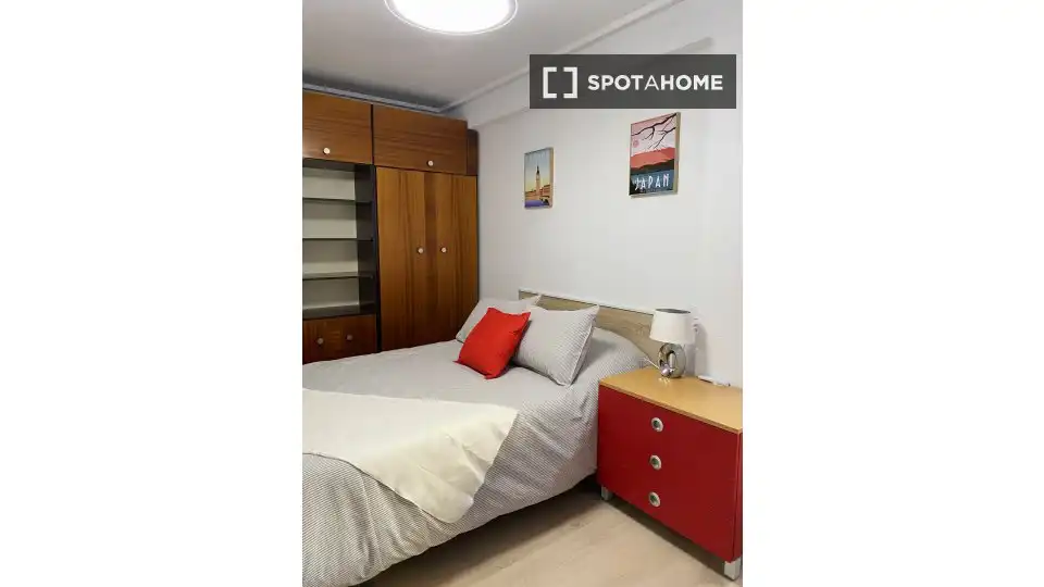 Schlafzimmer von Wohnungen zur untervermieten in Zaragoza mit Klimaanlage, Heizung und Terrasse
