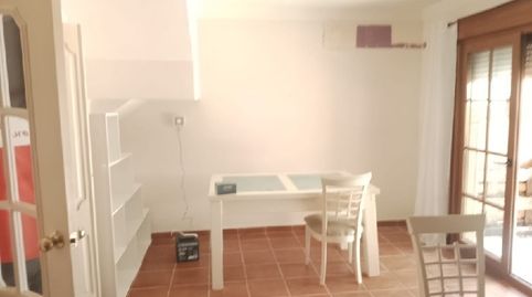 Foto 2 de Casa adosada en venta en C/ Cabo Blanco, El Rinconcillo, Algeciras