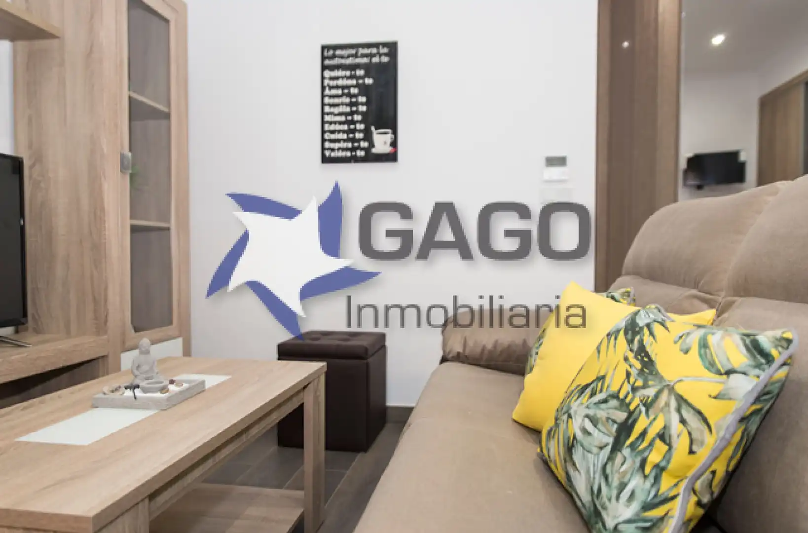 Sala de estar de Estudio de alquiler en Córdoba con Aire acondicionado