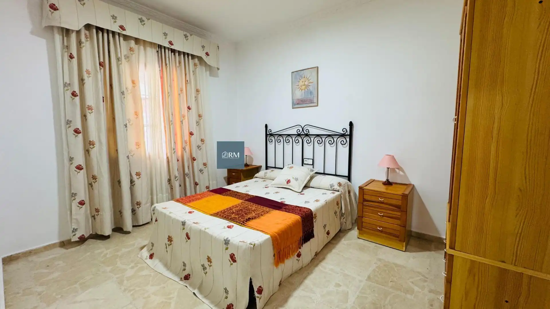 Dormitori de Casa o xalet en venda en Sanlúcar de Barrameda amb Jardí privat, Terrassa i Traster