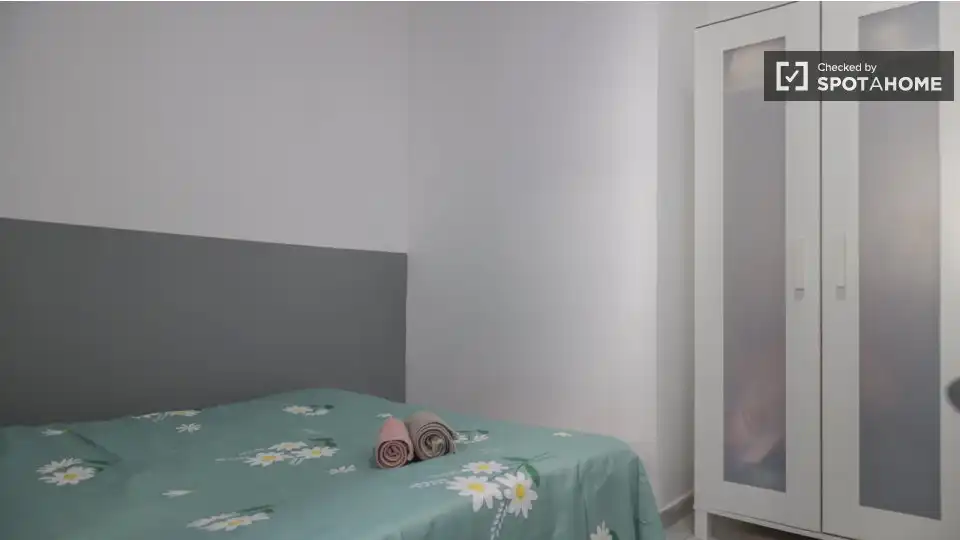 Habitación de Piso de alquiler en Madrid con Aire acondicionado, Calefacción y Amueblado