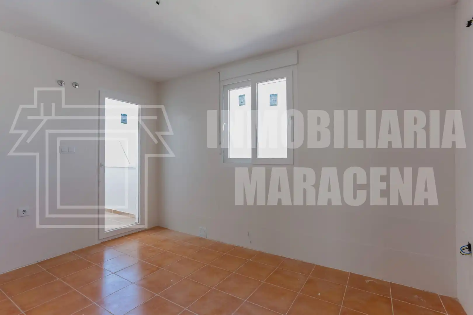 Casa adosada en venta en Láchar