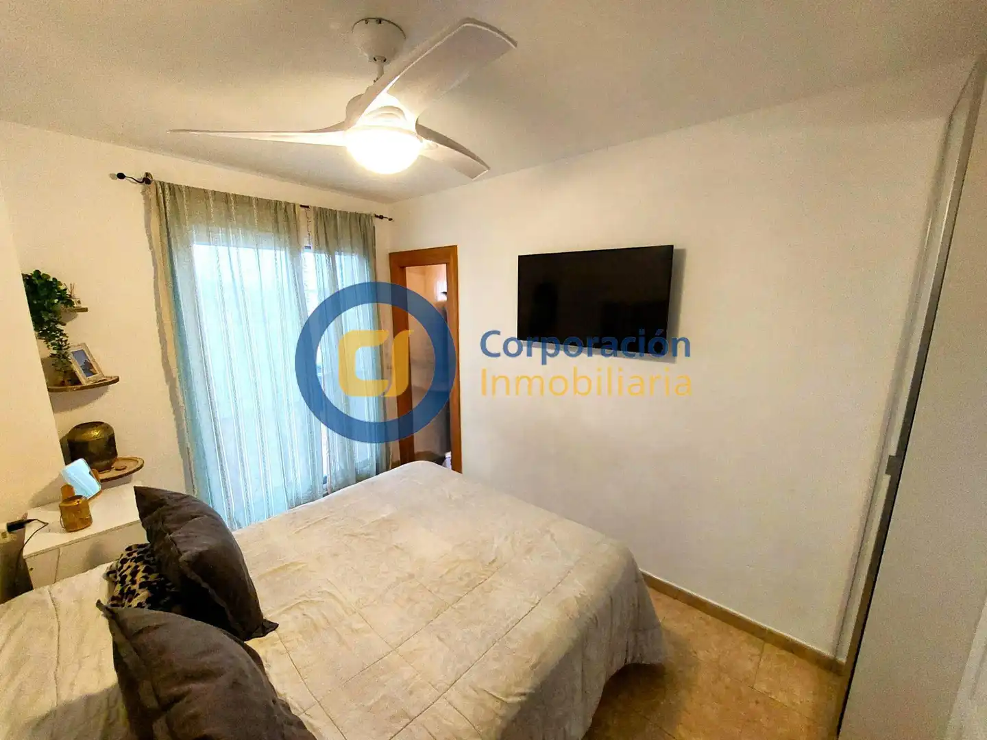 Habitación de Ático en venta en Lorca con Aire acondicionado, Terraza y Trastero