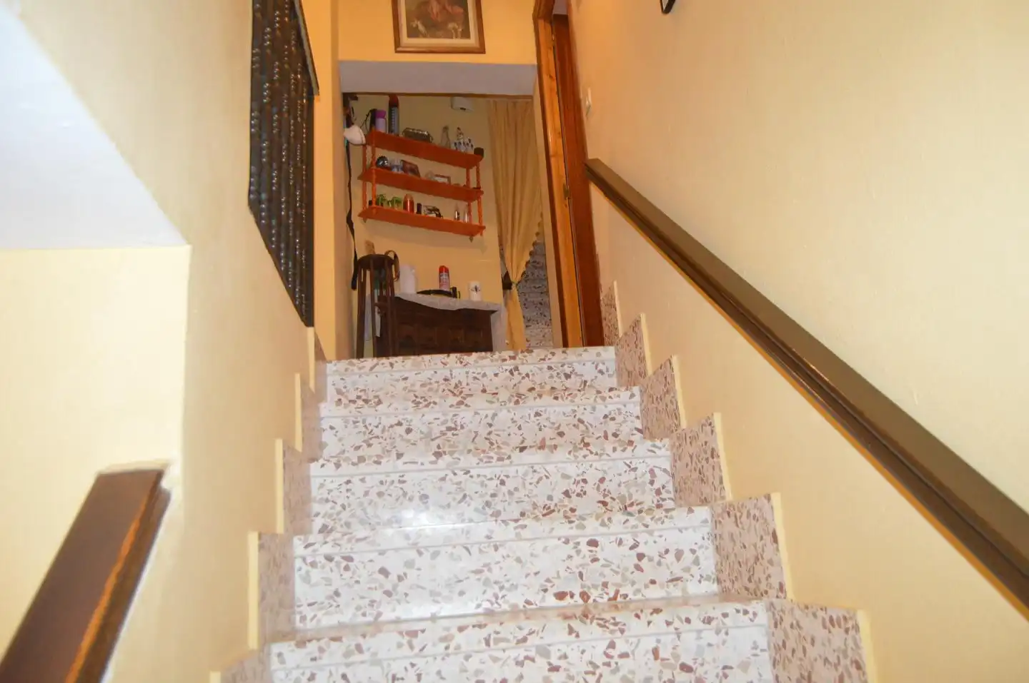 Houses for sale in Huete  with Furnished