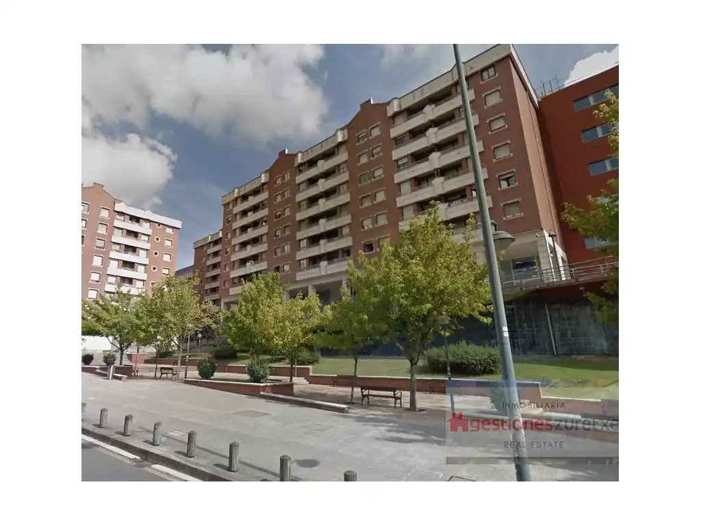 Exterior view of Garage for rent in Bilbao 