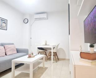 Living room of Flat for sale in Benalmádena  with Air Conditioner