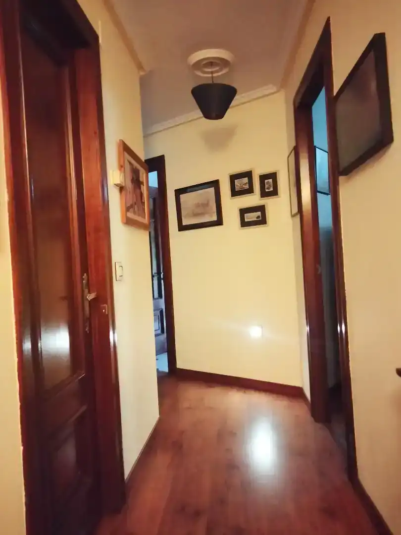 Pis en venda en Pravia amb Balcó