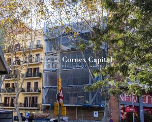 Vista exterior de Àtic en venda en  Barcelona Capital amb Aire condicionat i Terrassa