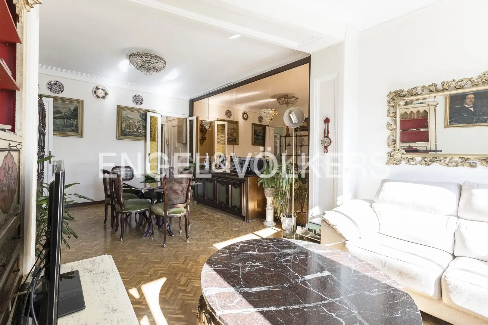 Sala de estar de Piso en venta en Barcelona con Aire acondicionado, Calefacción y Parquet