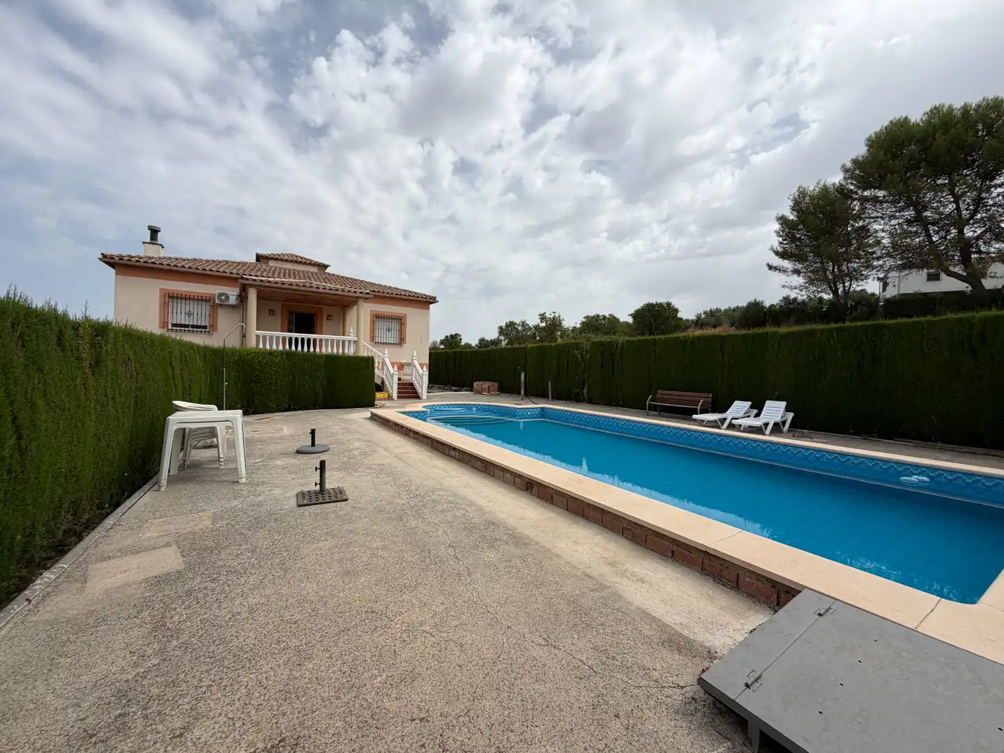 Exterior view of Houses for sale in Úbeda  with Air Conditioner, Private garden and Terrace
