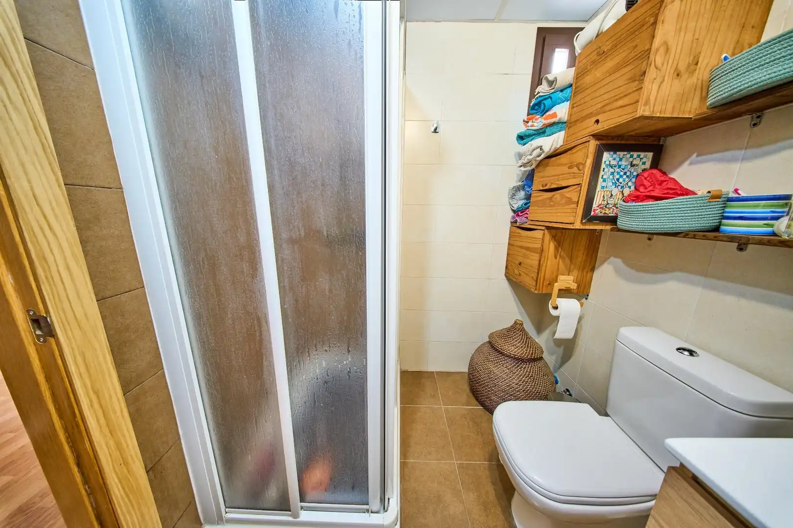 Bathroom of Flat for sale in Güéjar Sierra  with Air Conditioner and Community pool
