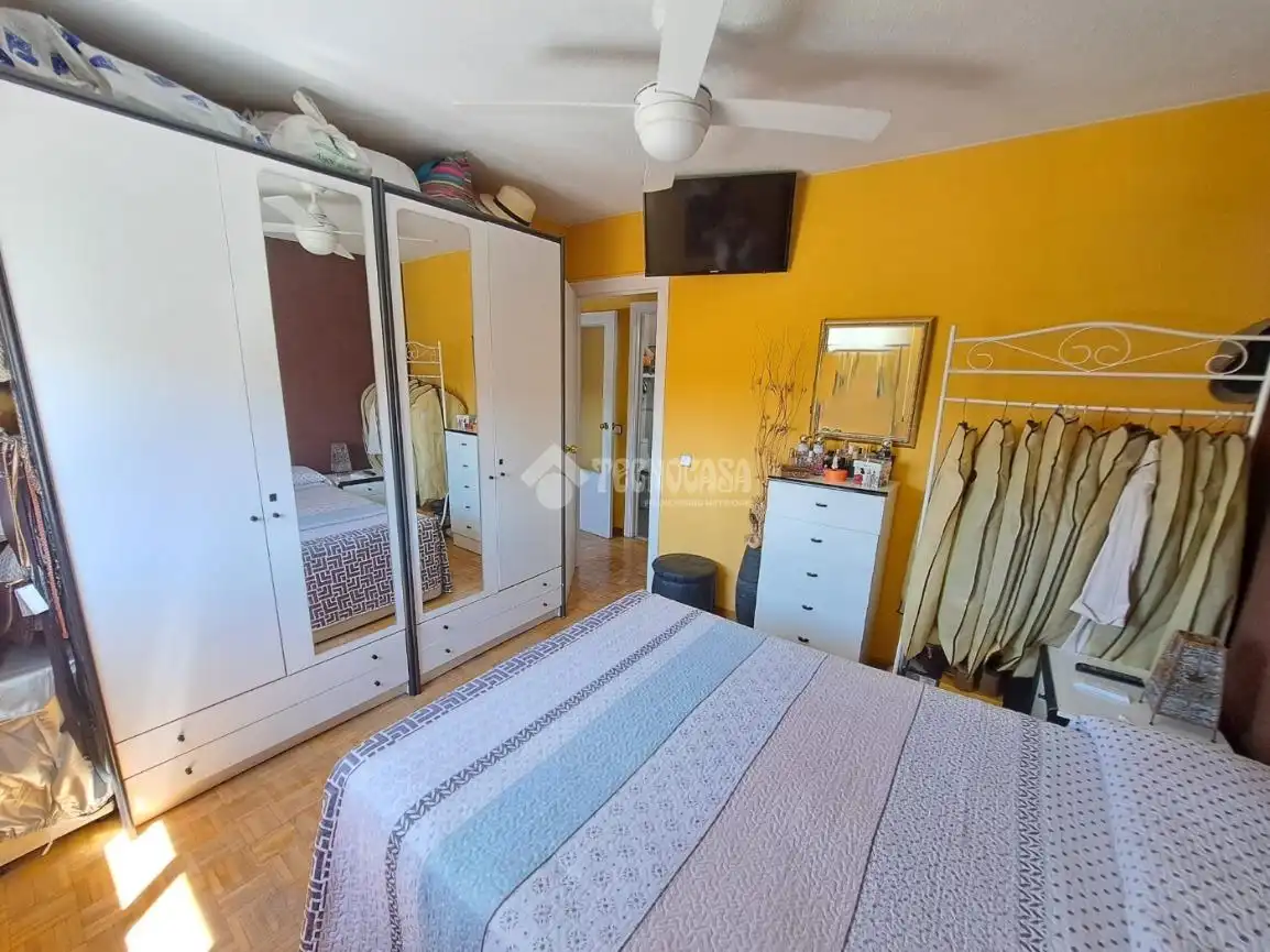 Schlafzimmer von Wohnung zum Verkauf in Parla mit Klimaanlage, Heizung und Parkett