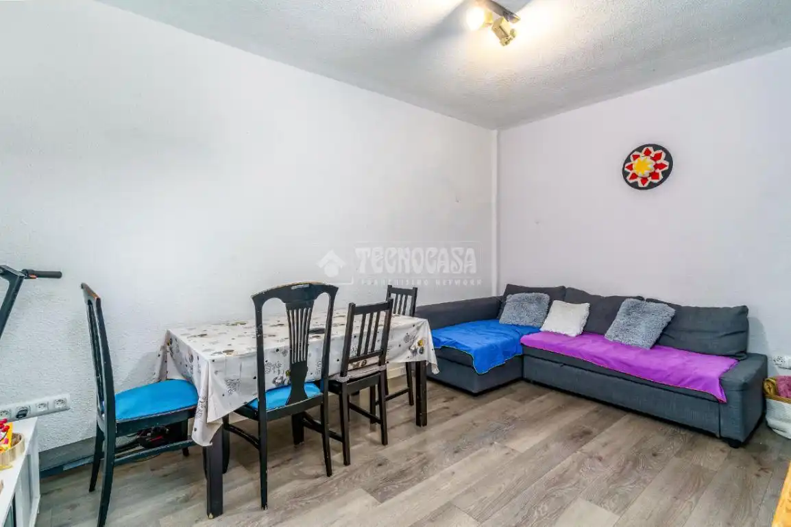 Flat for sale in  Madrid Capital  with Air Conditioner and Heating