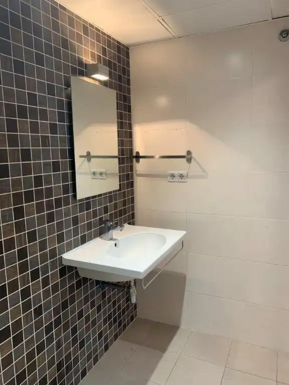Baño de Apartamento en venta en Manresa con Parquet y Balcón