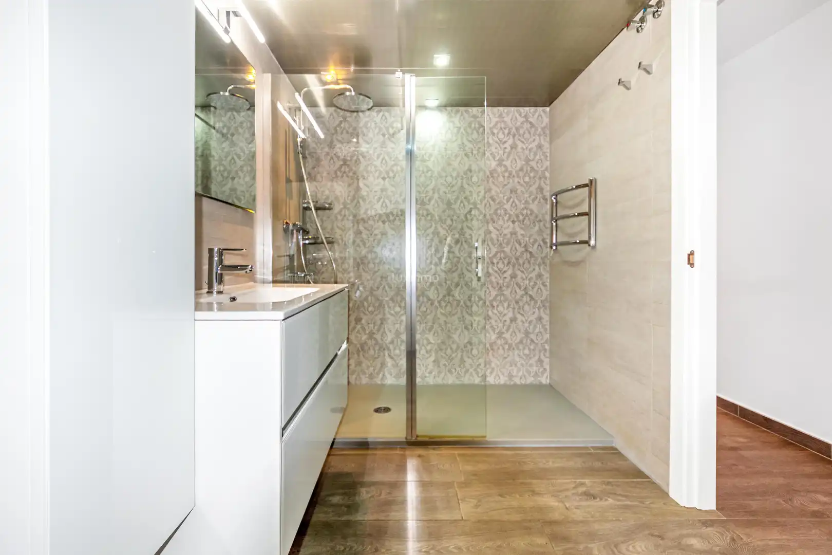 Baño de Piso en venta en Altea con Aire acondicionado, Calefacción y Jardín privado