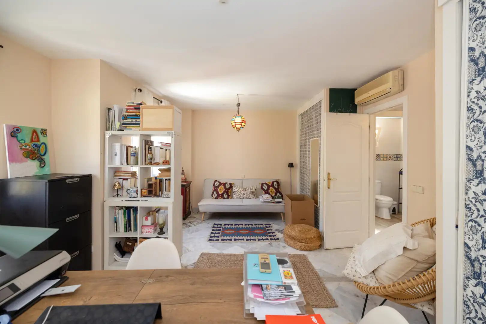 Sala d'estar de Casa adosada en venda en Marbella amb Aire condicionat, Calefacció i Terrassa