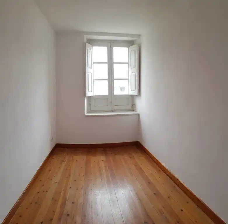 Dormitori de Pis en venda en Casalarreina amb Calefacció, Parquet i Terrassa
