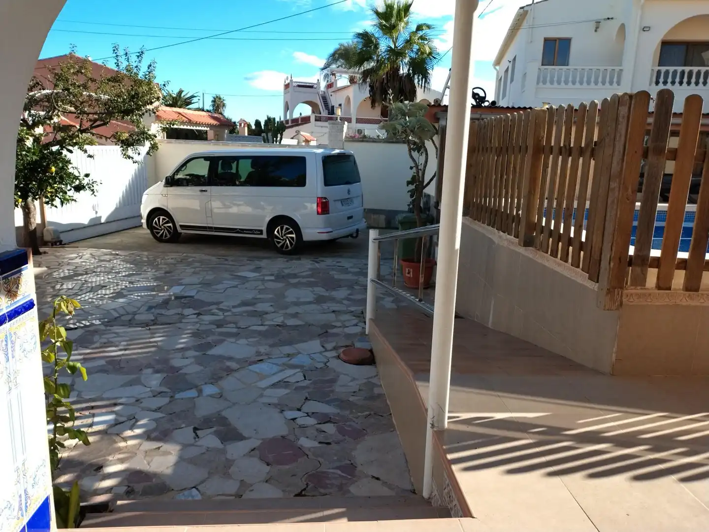Aparcament de Casa adosada en venda en L'Alfàs del Pi amb Aire condicionat i Traster
