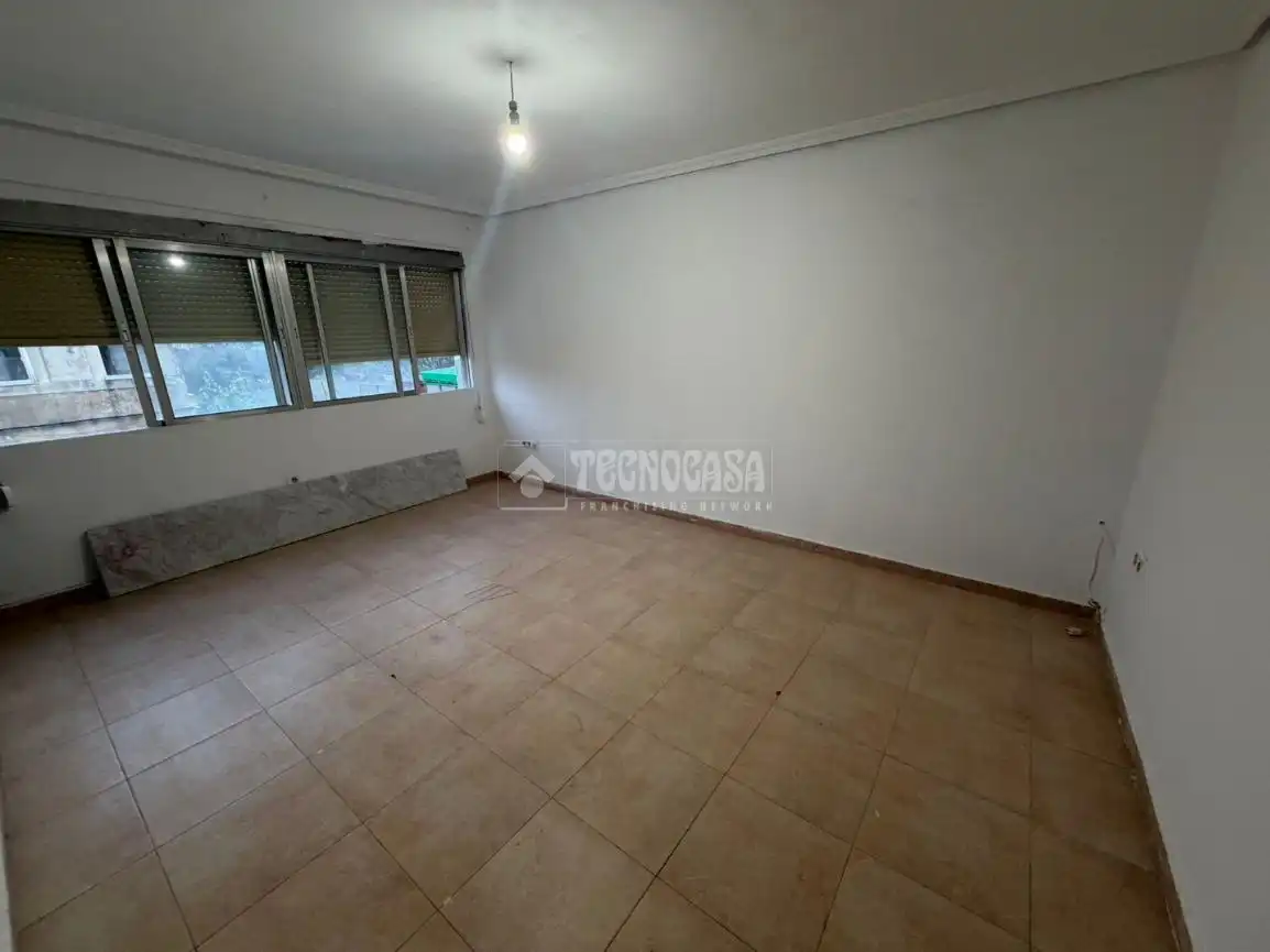 Casa adosada en venda a Dehesilla de Calamón - Campomanes