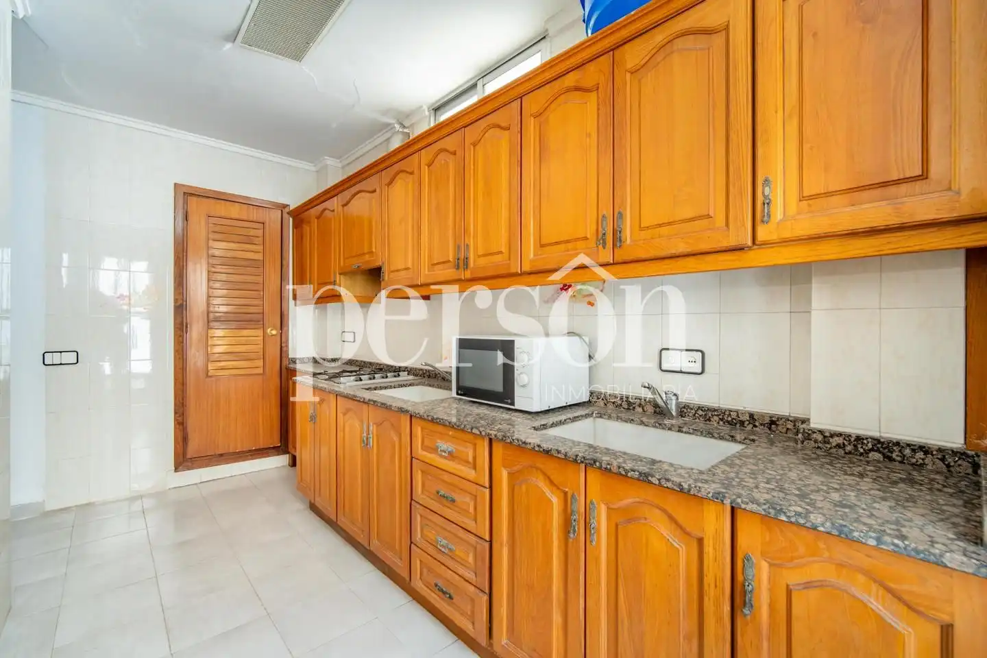 Cocina de Piso en venta en Valencia con Aire acondicionado, Terraza y Amueblado
