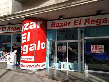 Local comercial en alquiler en Rambla General Vives 13