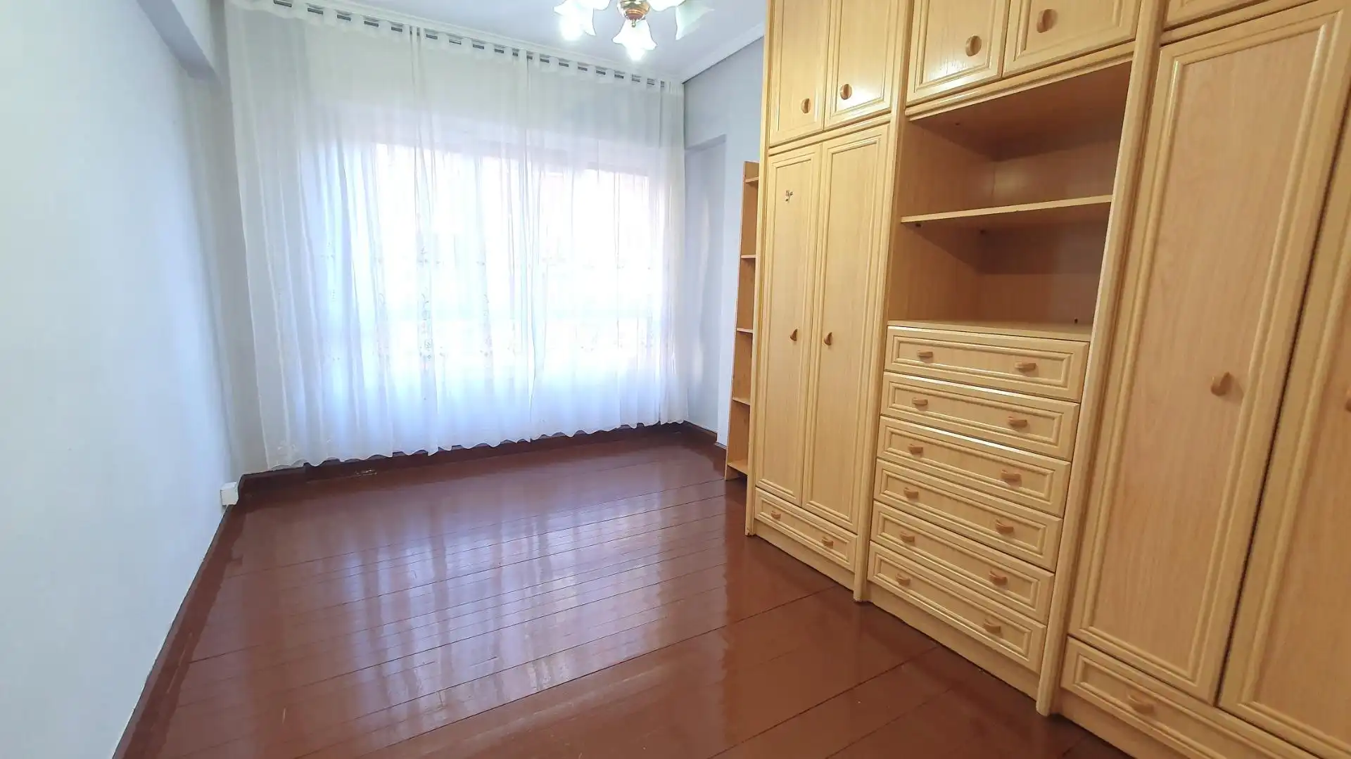 Bedroom of Flat for sale in Sestao   with Storage room and Balcony