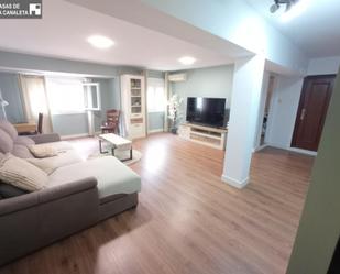 Sala d'estar de Àtic en venda en Xirivella amb Aire condicionat, Terrassa i Balcó