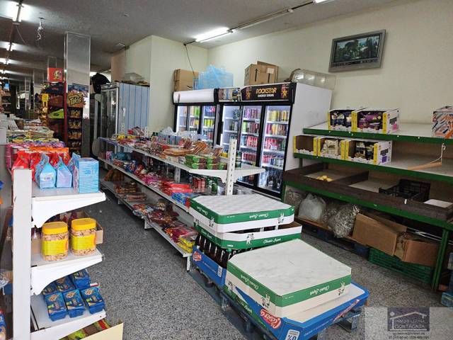 Nave industrial en Alquiler en El Olivar - La Magdalena