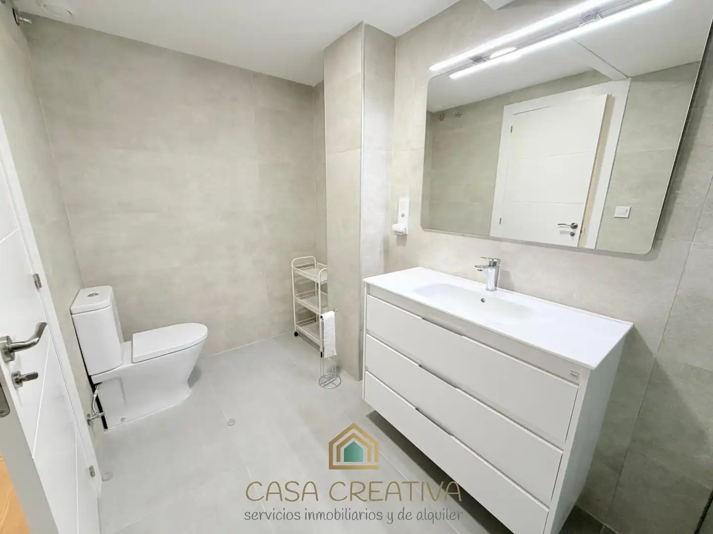 Baño de Piso de alquiler en Valencia con Aire acondicionado, Calefacción y Terraza