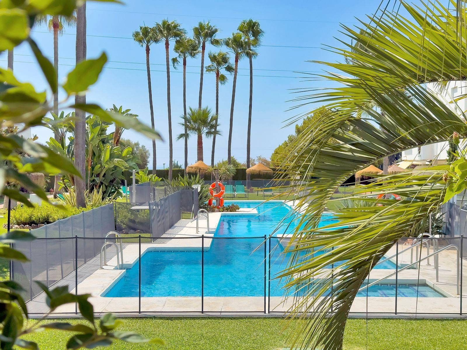 Swimming pool of Apartment for sale in Marbella  with Terrace, Storage room and Furnished