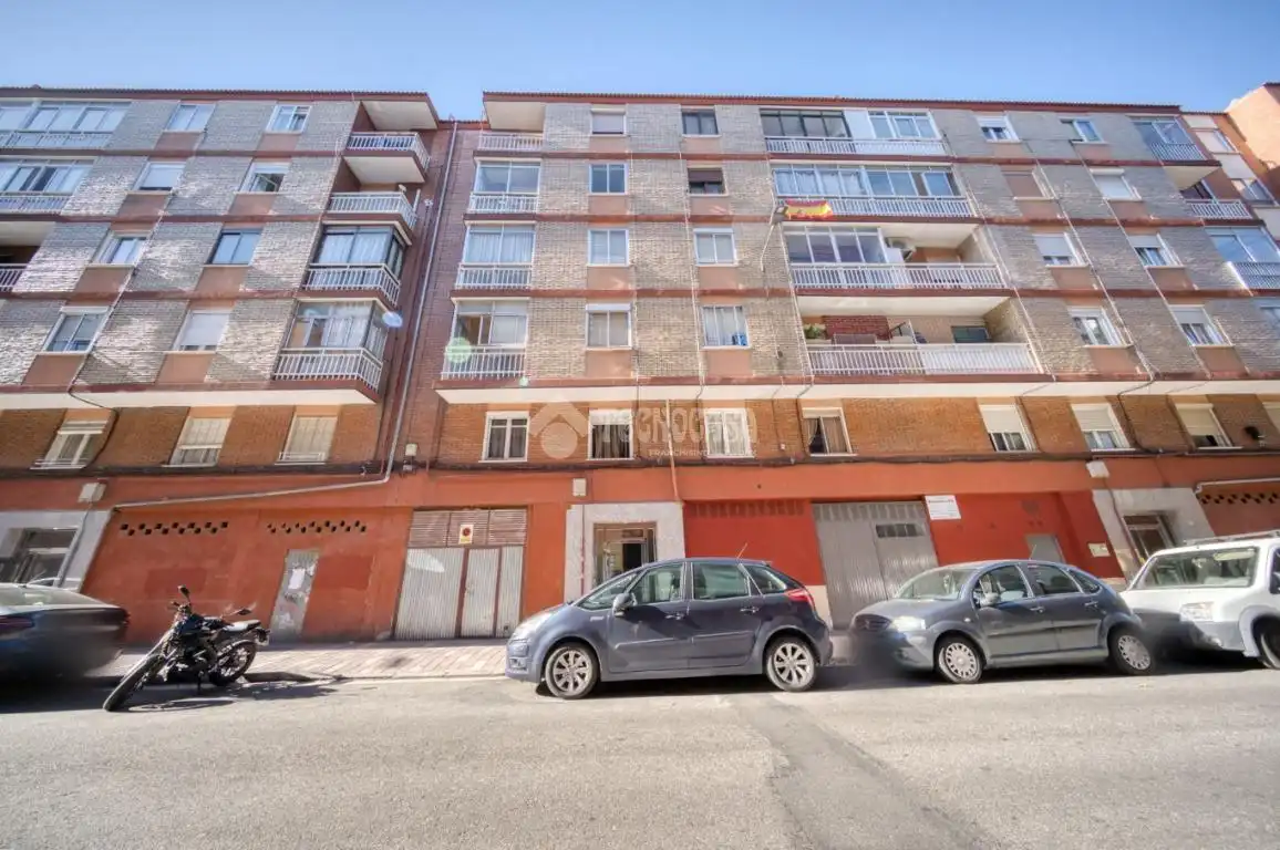 Vista exterior de Pis en venda en Valladolid